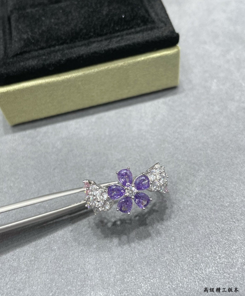 Vca Rings